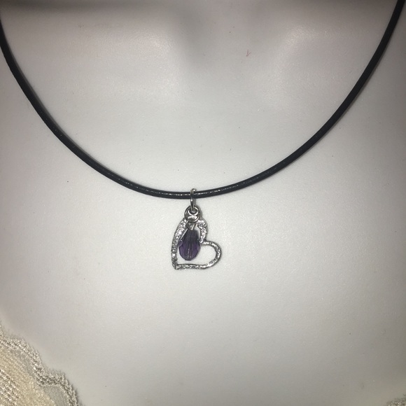 Silver heart w/ purple crystal leather & earrings - Picture 5 of 8